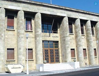 Στο εδώλιο κόρη και εγγονός για τη δολοφονία 85χρονου στην Ιαλυσό Ρόδου
